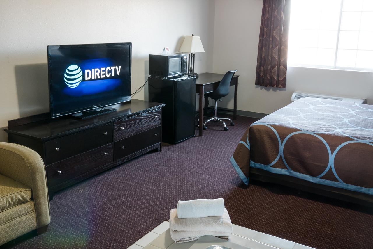 Cobblestone Inn & Suites - Platteville Экстерьер фото