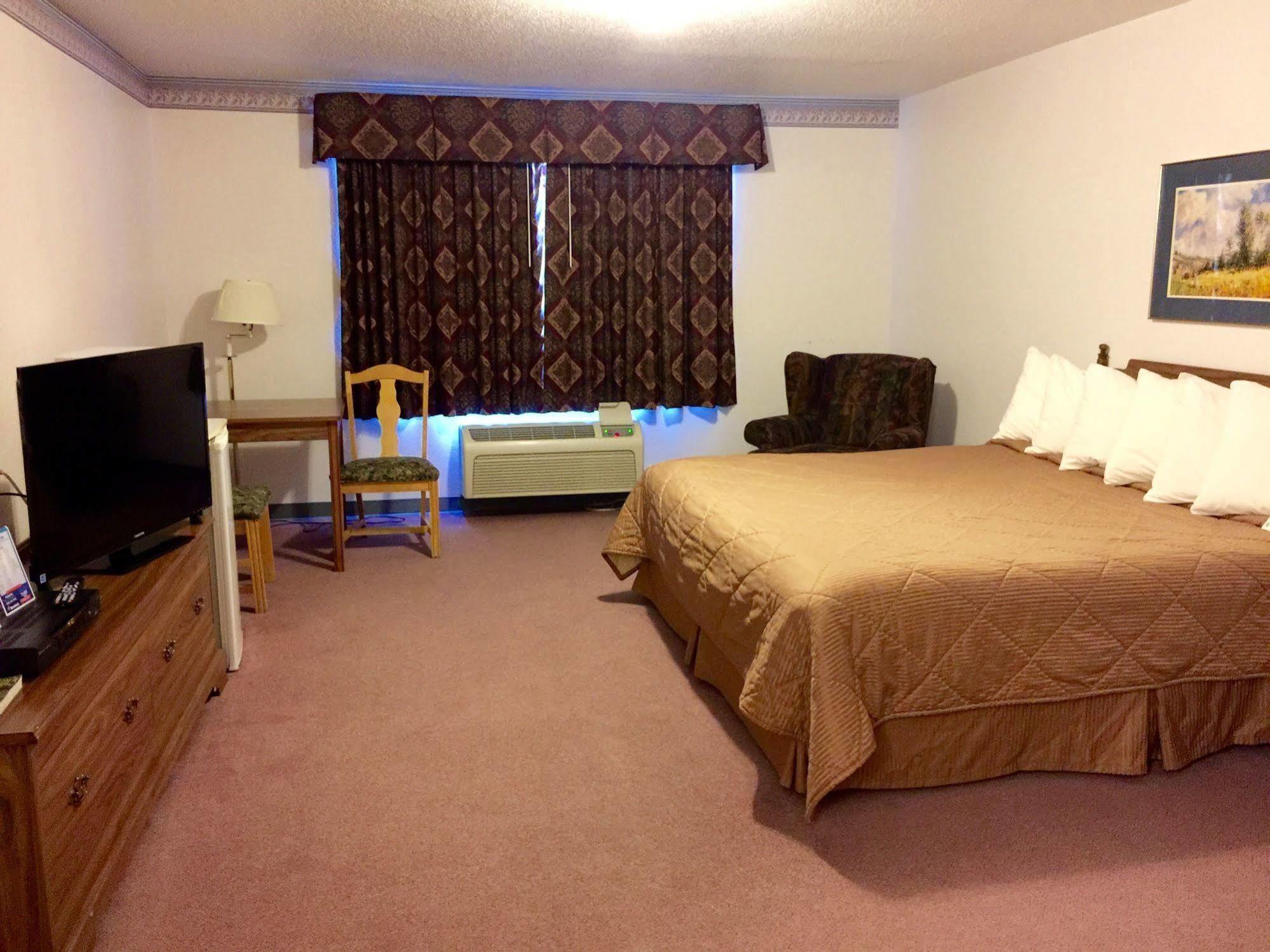 Cobblestone Inn & Suites - Platteville Экстерьер фото